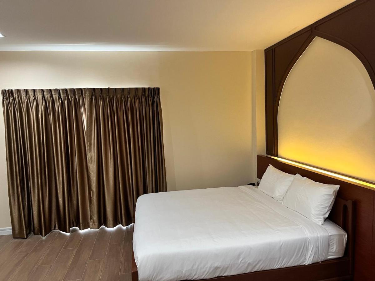 Anwari Hotel Bangkok Exterior foto